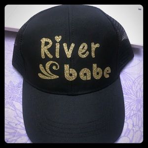 River babe hat